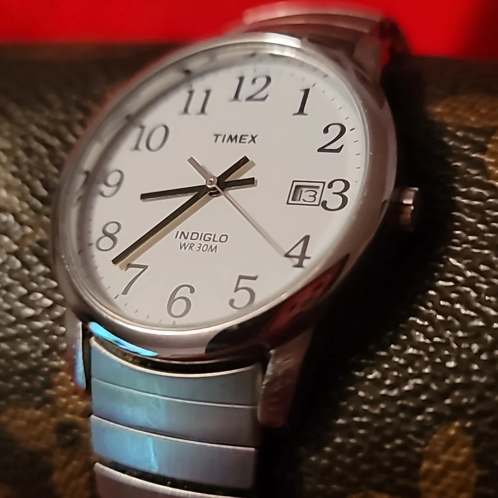 Vintage Timex Indiglo White Silver‎ Band Stainless Steel Easy Reader Date